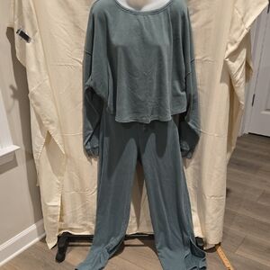 Comfy Teal Lounge Set Double Zero Set. Top MED Pants LARGE